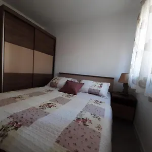 Lucky With Jacuzzi Apartment