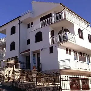 Nada Apartment