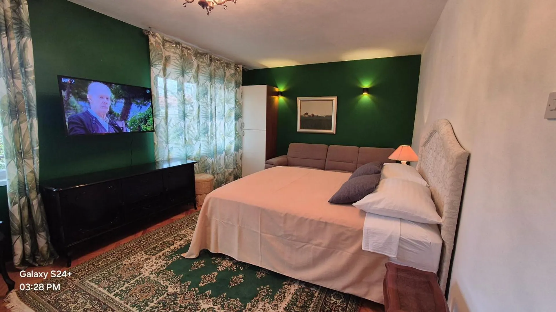 Studio Apartment With Jacuzzi location